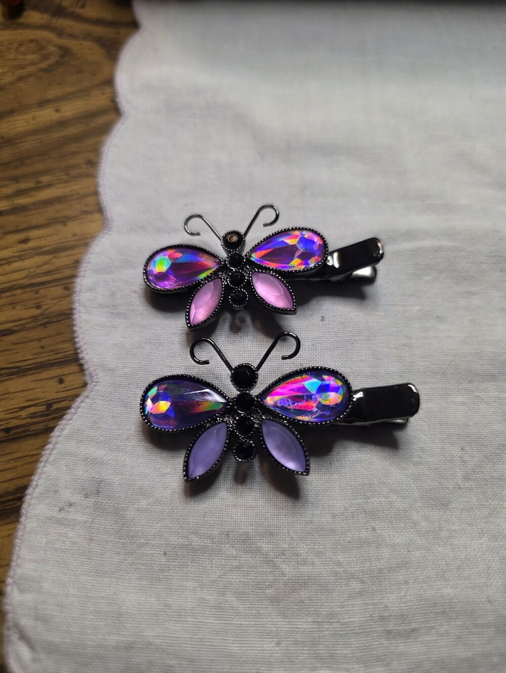 Vintage Avon "Air" Butterfly Alligator Hair Clips.